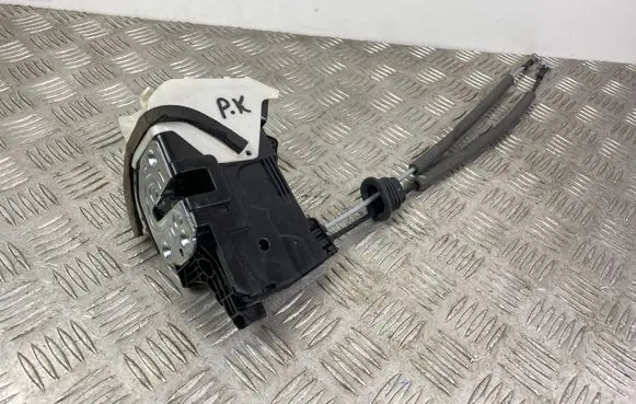 Hyundai Santa Fe Front door lock