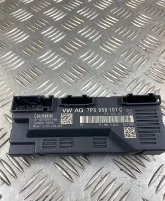 Volkswagen Touareg II Tailgate/trunk control unit/module 7P6959107C