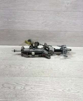 BMW X5 E70 Steering wheel axle 6786603 32306786603