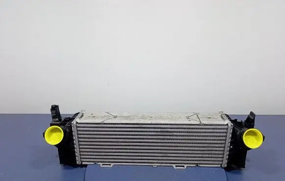 BMW X6 M Intercooler radiator 8584127
