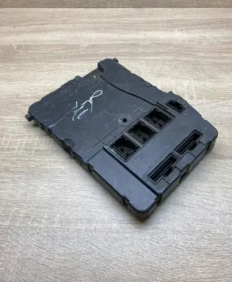 Renault Scenic II - Grand scenic II Comfort/convenience module 8200351184
