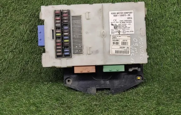Ford Galaxy Power management control unit 7G9T14A073DE