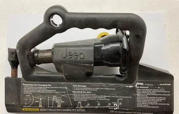 Jeep Cherokee III KJ Lift Jack 52059412AB