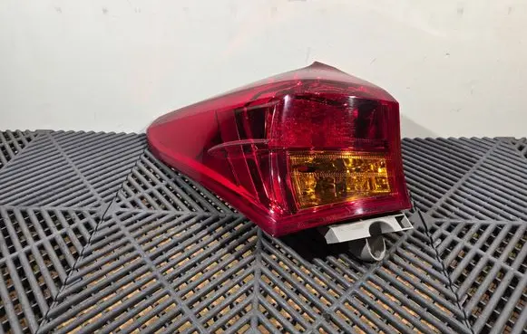 Toyota Auris E180 Rear/tail lights