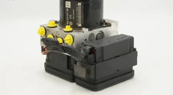 Skoda Octavia Mk2 (1Z) ABS Pump 1K0614517DD 1K0907379BH