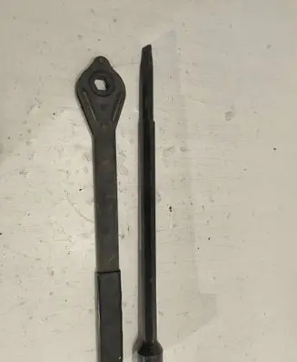 Chevrolet Suburban Wheel nut wrench 15659721