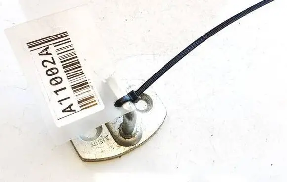 Toyota Auris 150 Rear door lock loop/hook striker 