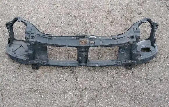 Opel Movano A Radiator support slam panel 8200187234