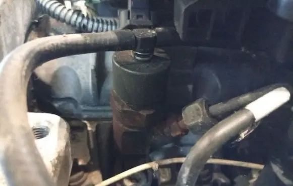 Renault Scenic I Fuel injector 0445110110