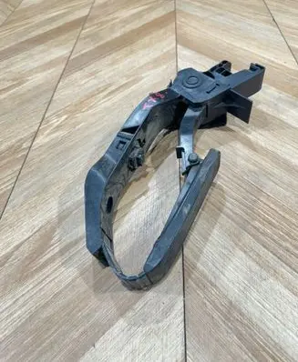 Mercedes-Benz E W211 Accelerator throttle pedal A2113000404