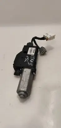 Nissan X-Trail T32 Sunroof motor/actuator 1724414A 03322217 WR07E001AH