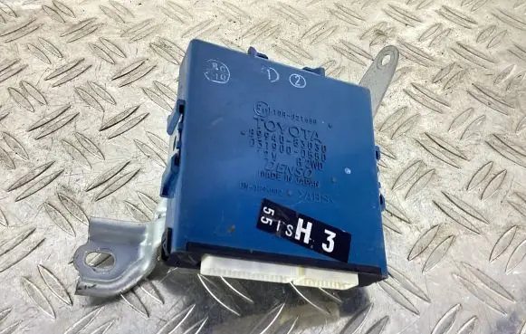 Lexus IS 220D-250-350 Light module LCM 8994053030 0319000550
