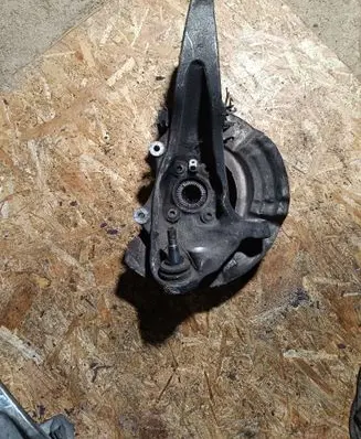 BMW 5 GT F07 Front wheel hub AIMGSICU