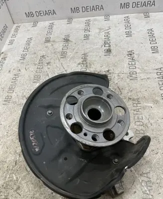 Mercedes-Benz C W205 Rear wheel hub