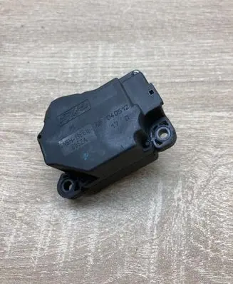 Ford Focus Air flap motor/actuator 4N5H19E616AB