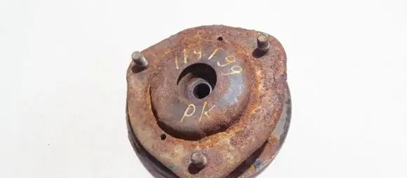 Toyota Picnic Coil spring mount 
