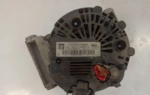 Opel Astra J Generator/alternator 13586366