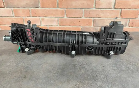 BMW X3 F25 Intake manifold 7811909