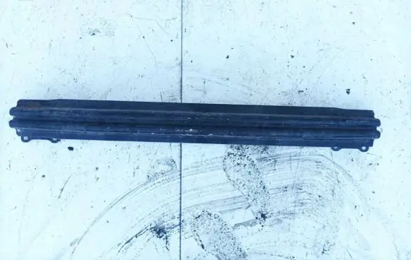 Volkswagen Golf V Rear beam 