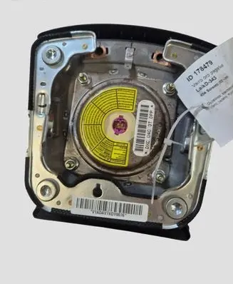KIA Sorento Steering wheel airbag