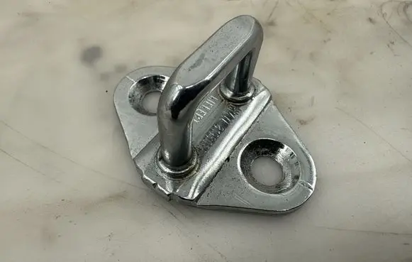 BMW 3 E46 Rear door lock loop/hook striker 8196035