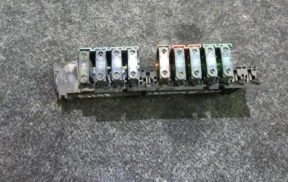 Renault Laguna I Fuse box set