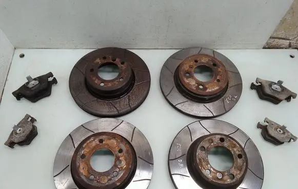BMW 5 E60 E61 Front brake disc