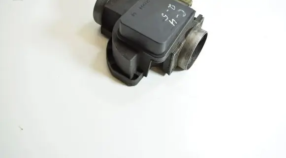 Audi A6 S6 C4 4A Mass air flow meter 4A0133471