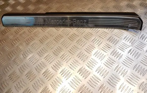 Mercedes-Benz S W221 Front sill trim cover A2216800135 MERCEDESBENZ 25447