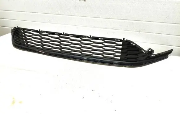 Volkswagen Golf VII Front bumper lower grill 5G0853677AC 5G0853763B 5G0853765A
