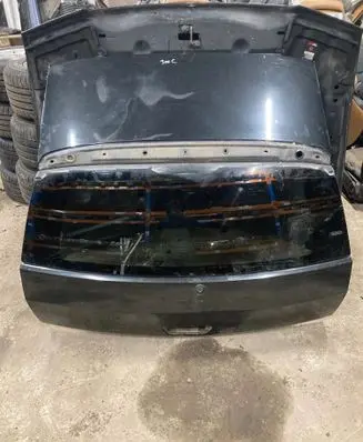 Chrysler 300 - 300C Tailgate/trunk/boot lid 5135234AB