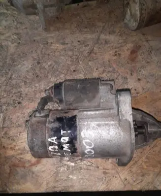 Mazda 323 Starter motor M000T80381 FP1318400