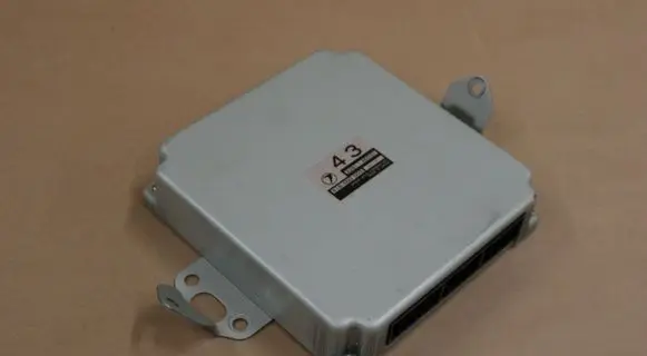 Subaru Legacy Engine control unit/module 22611AE031 A18000DS5