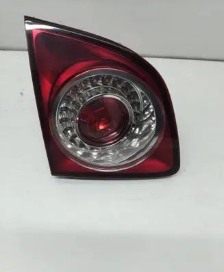 Tailgate rear/tail lights