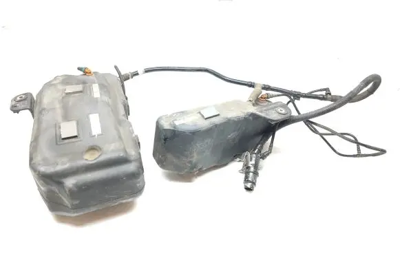 BMW 5 F10 F11 AdBlue liquid reservoir 7212607 420100331232144 19566010