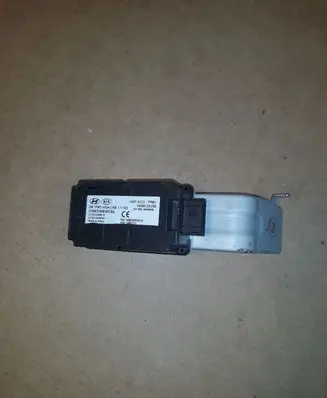 Hyundai Santa Fe Other control units/modules 958002W200