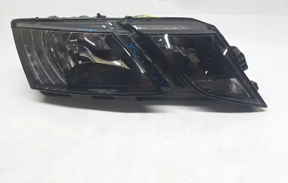 Skoda Octavia Mk3 (5E) Headlight/headlamp 5E1941016C