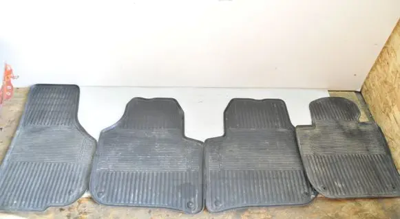 Skoda Superb B6 (3T) Car floor mat set 3T0862452