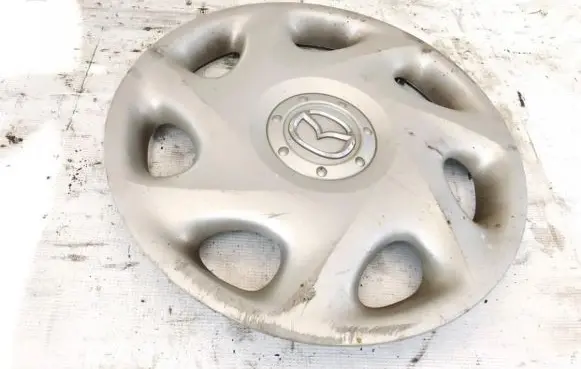 Mazda 5 R15 wheel hub/cap/trim 