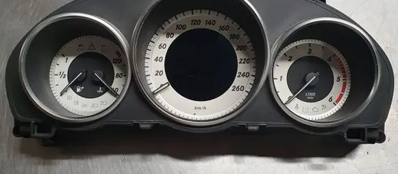 Mercedes-Benz E W212 Speedometer (instrument cluster) A2129007718