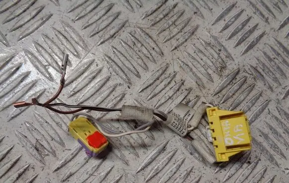 Skoda Octavia Mk3 (5E) Airbag squib ring wiring 5E0971584