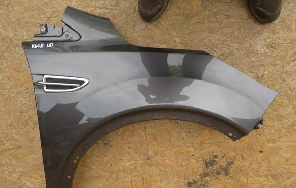 Ford Kuga II Fender 