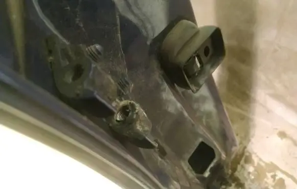 BMW 1 E81 E87 Rear door lower hinge 