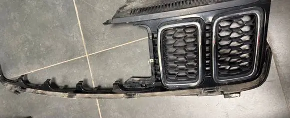 Jeep Grand Cherokee Front grill