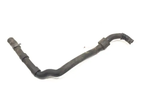 Volkswagen Golf VII Engine coolant pipe/hose