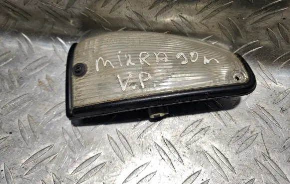 Nissan Micra Front indicator light 7R01370 21263301