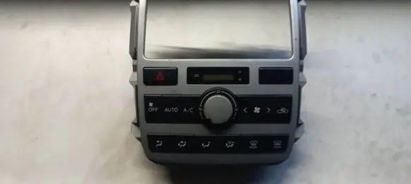Toyota Avensis Verso Climate control unit 5590044490 1465702772 0962