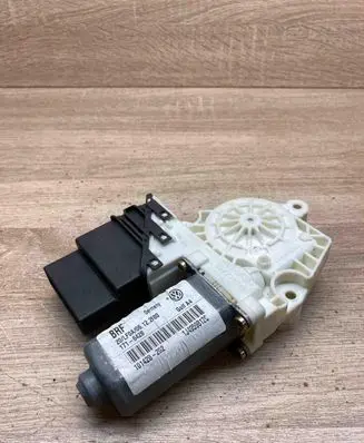 Volkswagen Golf IV Rear door window regulator motor 1J4959812C