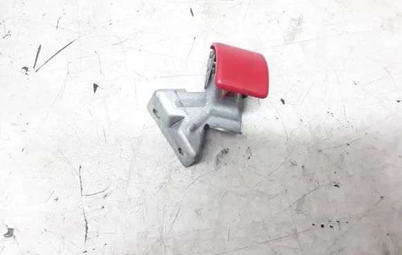 Volvo S40 Engine bonnet (hood) release handle