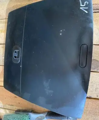 Volkswagen Multivan T5 Spare wheel section trim brak